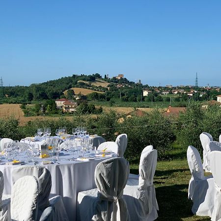 Отель Collina Dei Poeti Сантарканджело-ди-Романья Экстерьер фото