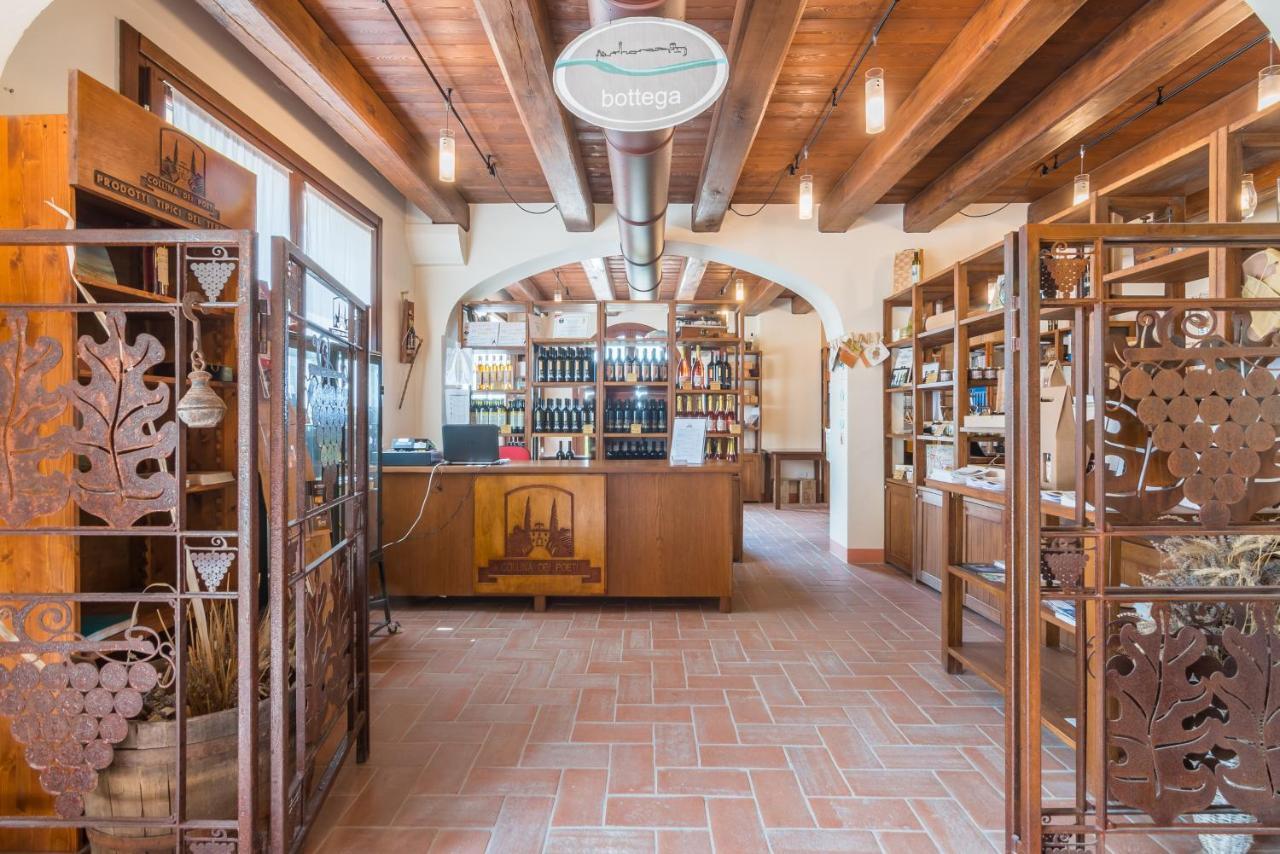 Отель Collina Dei Poeti Сантарканджело-ди-Романья Экстерьер фото
